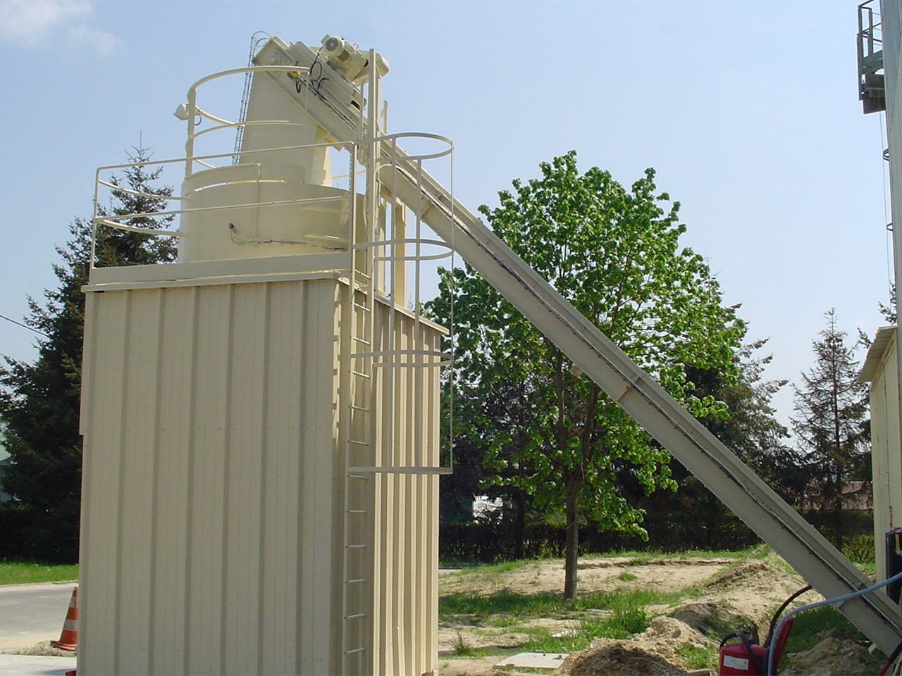 Ensemble convoyage matière brute