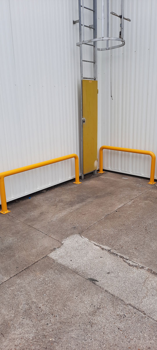 Barrières de protection extérieures en acier thermolaqué